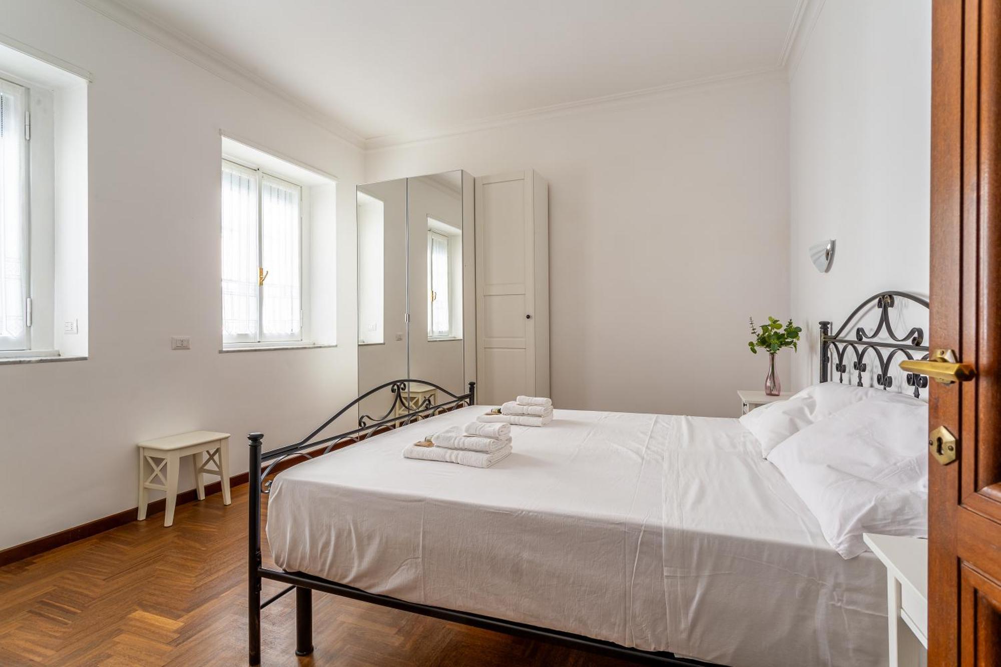 Iflat Vatican Spacious Apartment With Terrace Рим Екстер'єр фото